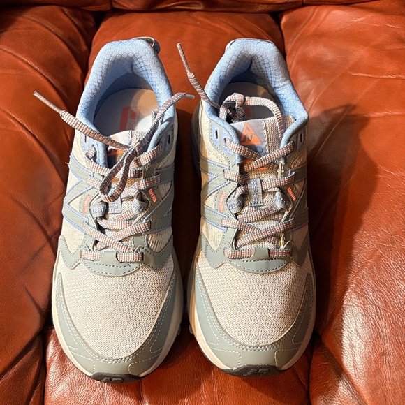 New Balance 410 V7 Running Shoes. New w/o box. Brand new. Size 8.5 - Picture 2 of 15